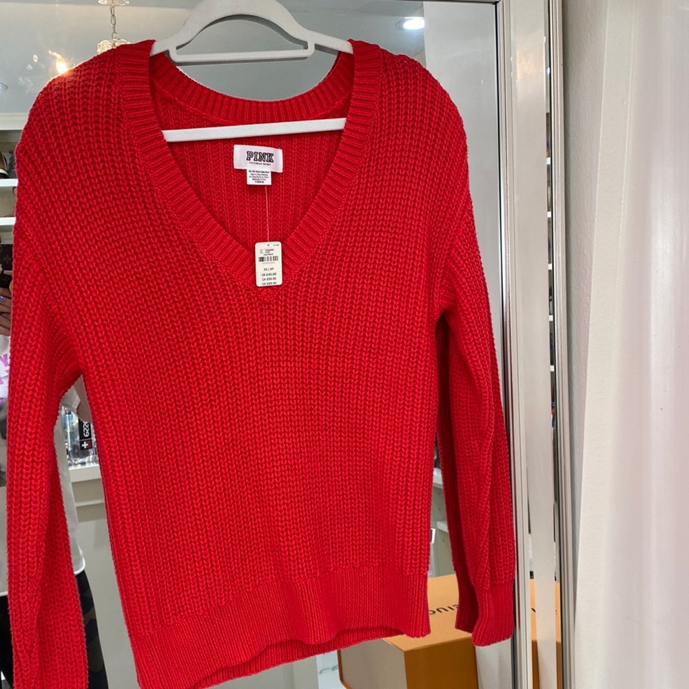 New Victoria secret pink sweater ❤️